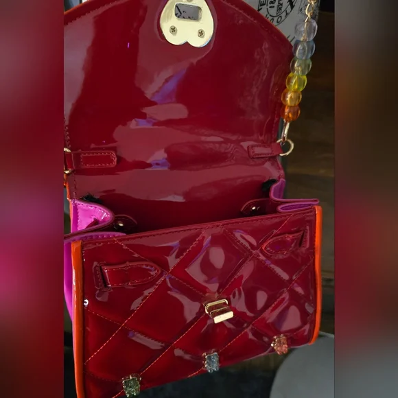 Betsey Johnson Beary Sweet Crossbody In Excellent condition! - Picture 12 of 16